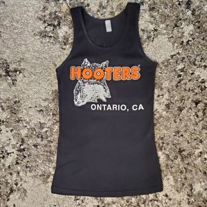 Hooters Tank Top Size XL